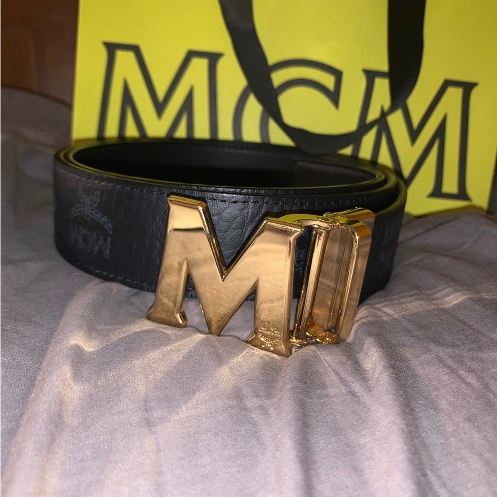 MCM Men’s Claus Reversible Belt